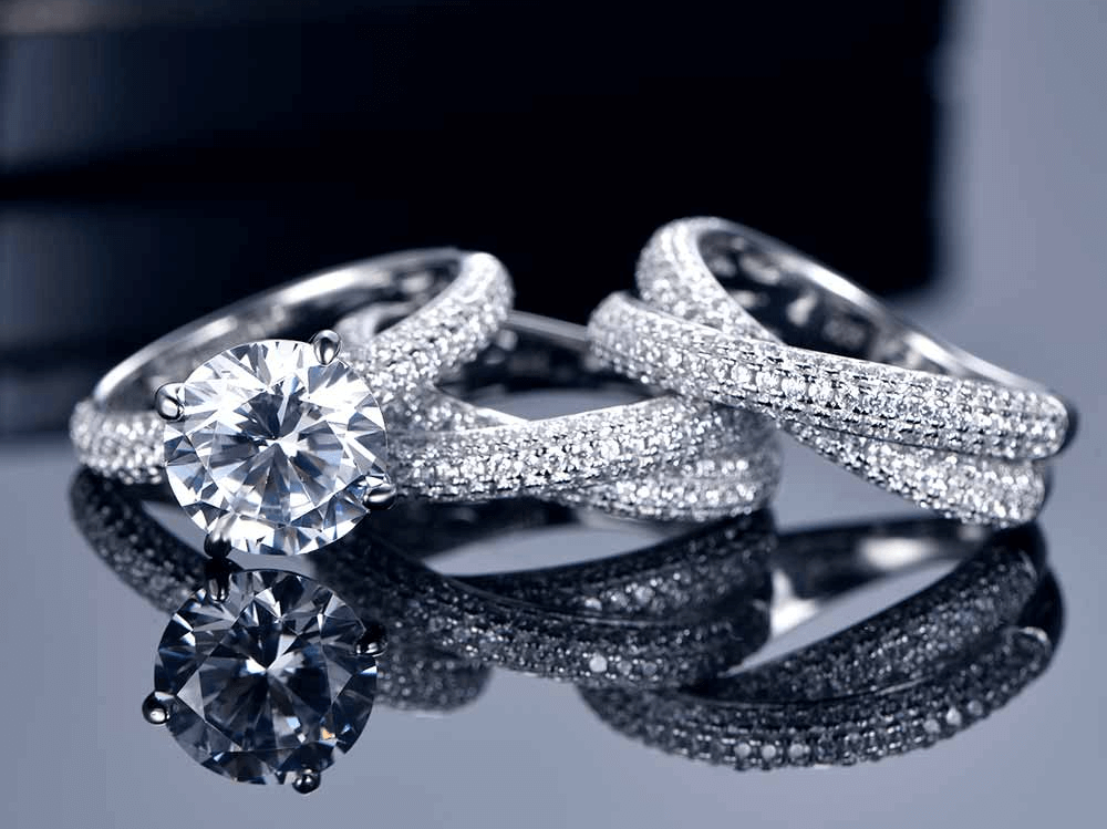 Crafting the Perfect Wedding Ring Stack